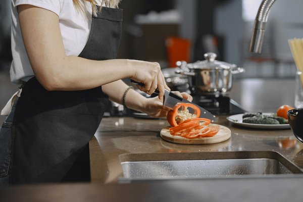 Ultimate Guide to Mastering Stainless Steel Gas Cooktop Cleaning: Top Techniques for a Sparkling Shine!